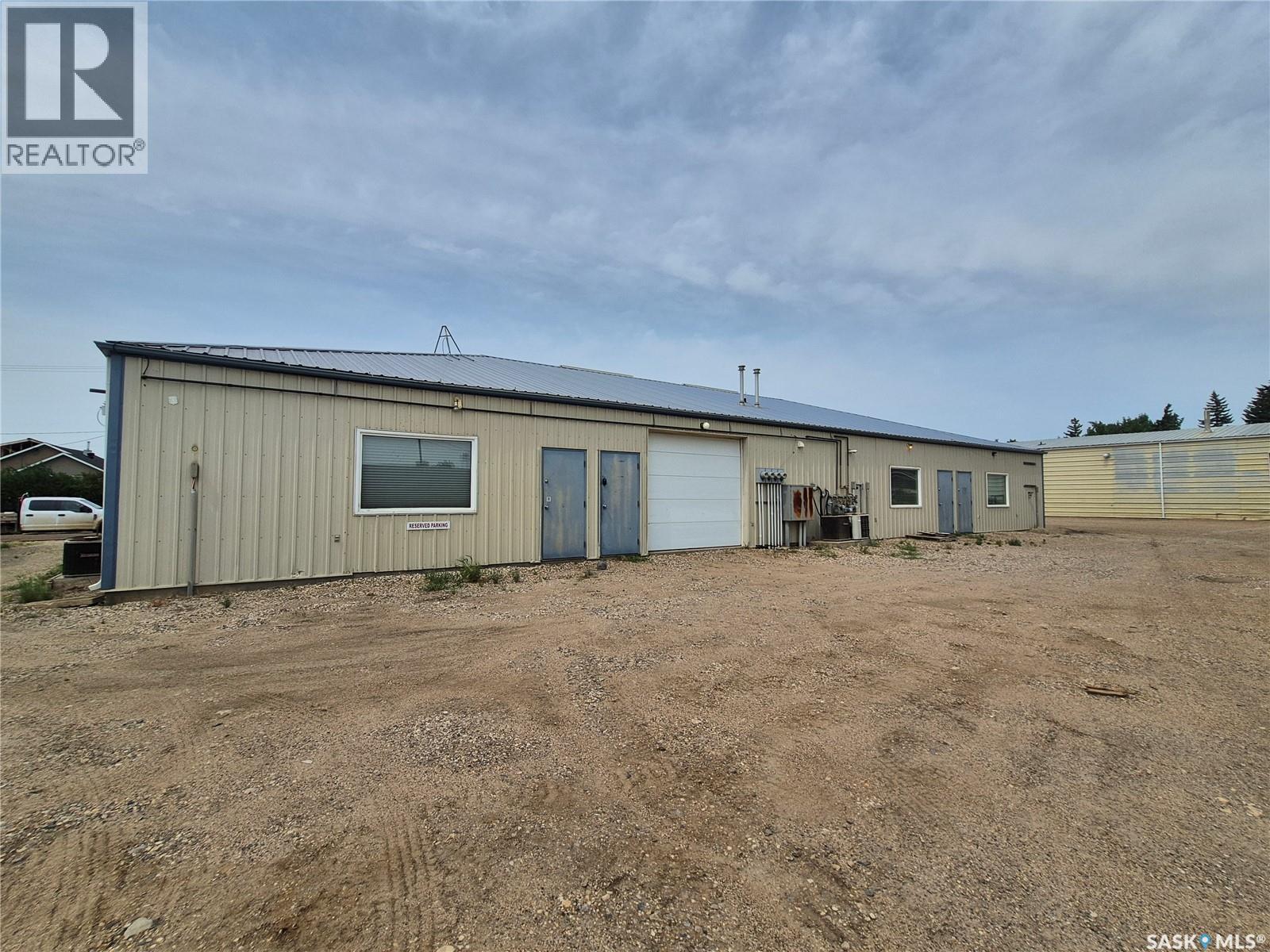 24 12Th Street Ne, Weyburn, SK