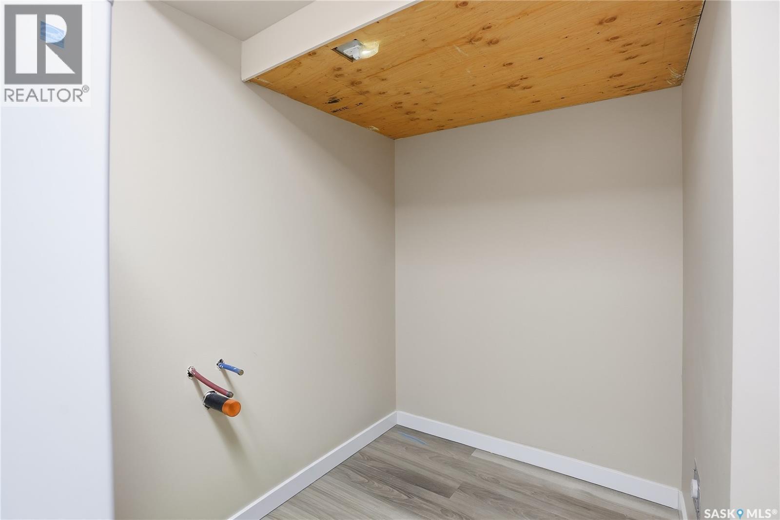 66 Confederation Crescent, Saskatoon, SK - Indoor Photo Showing Other Room