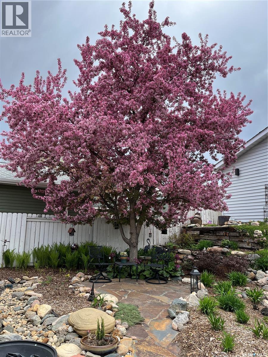 66 Confederation Crescent, Saskatoon, SK - Outdoor