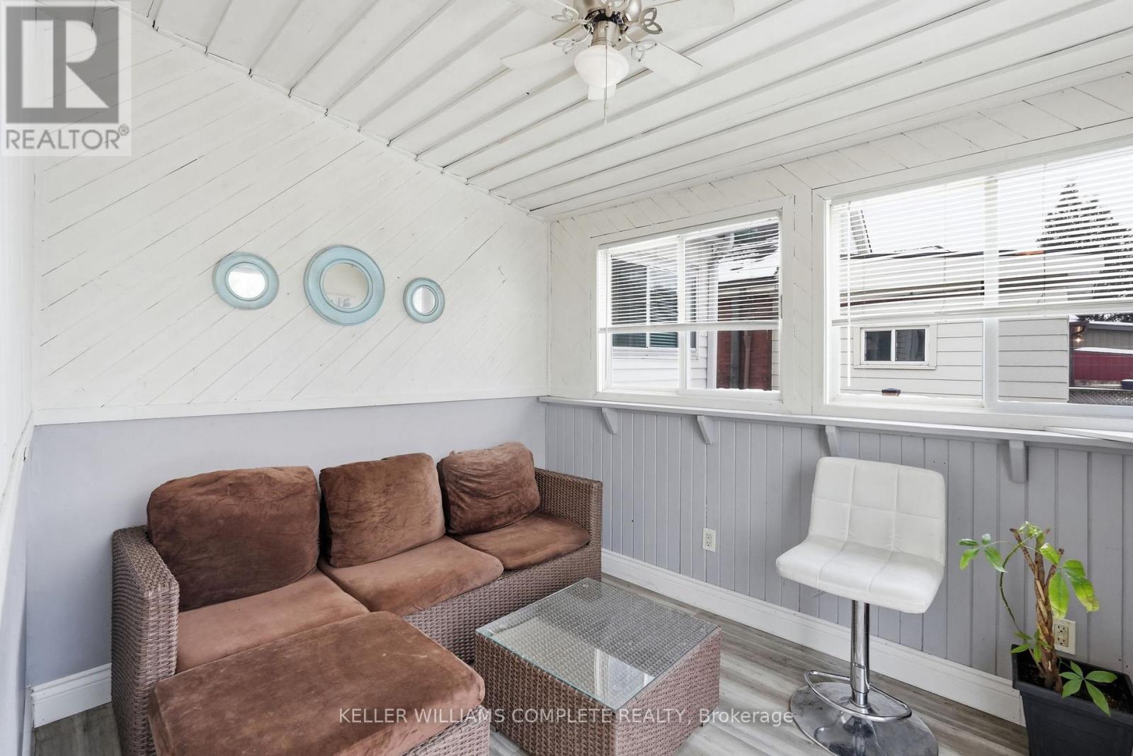 20 East 18Th Street, Hamilton, ON -