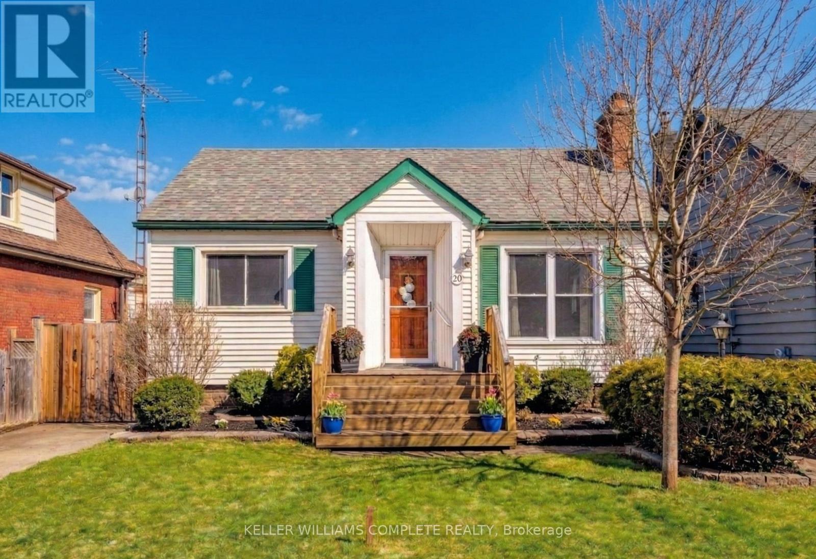 20 East 18Th Street, Hamilton, ON - Outdoor