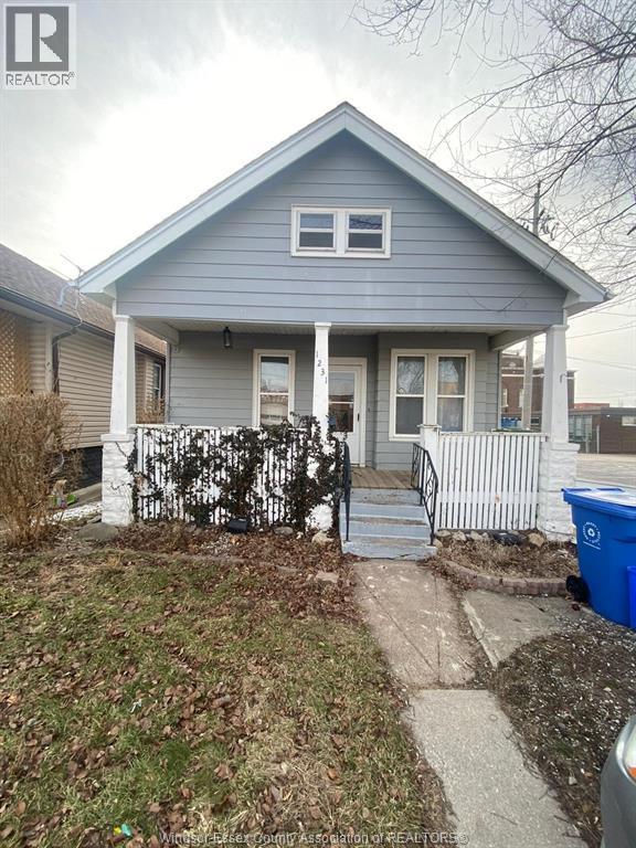 1231 Windsor, Windsor, ON - Outdoor With Deck Patio Veranda