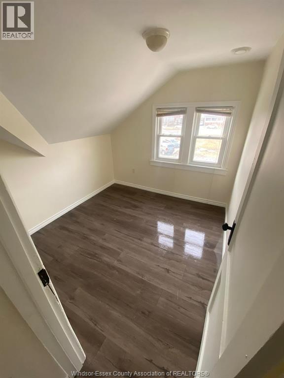 1231 Windsor, Windsor, ON - Indoor Photo Showing Other Room