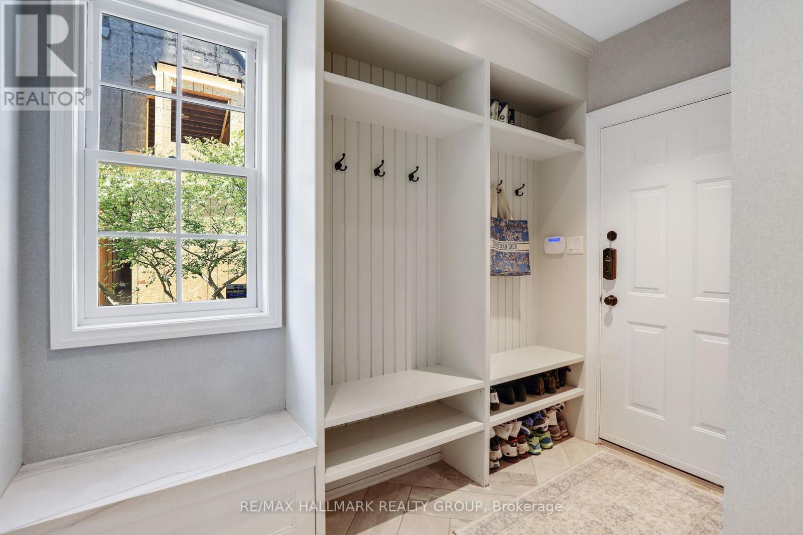 525 Piccadilly Avenue, Ottawa, ON - Indoor Photo Showing Other Room