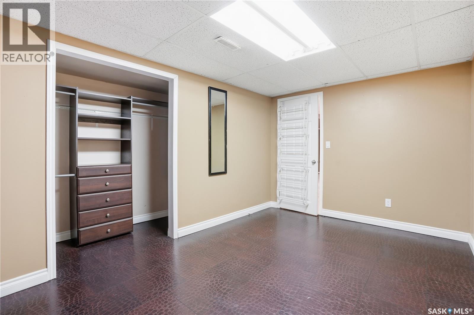 62 Vernon Crescent, Regina, SK - Indoor Photo Showing Other Room
