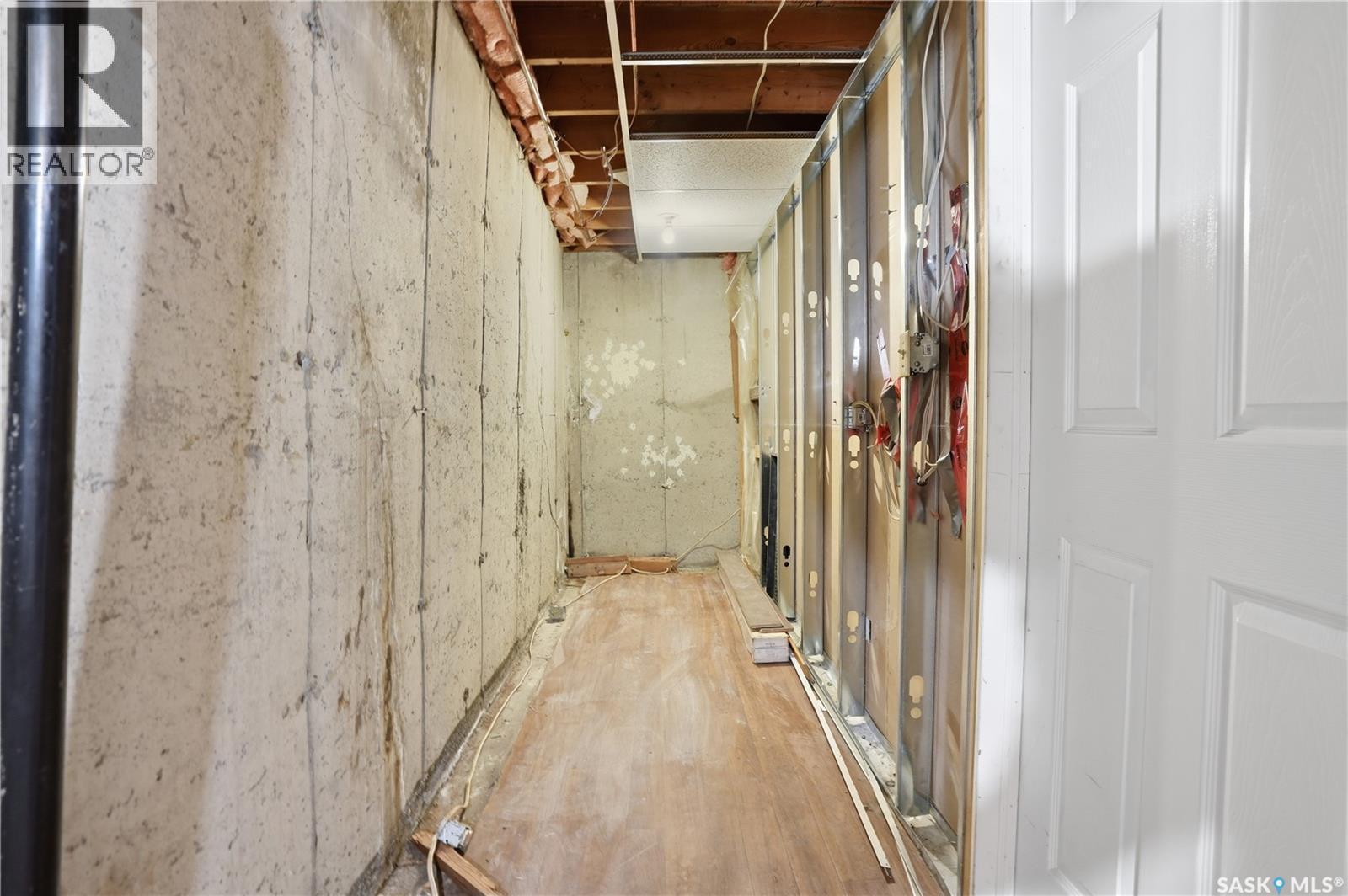 62 Vernon Crescent, Regina, SK - Indoor Photo Showing Other Room