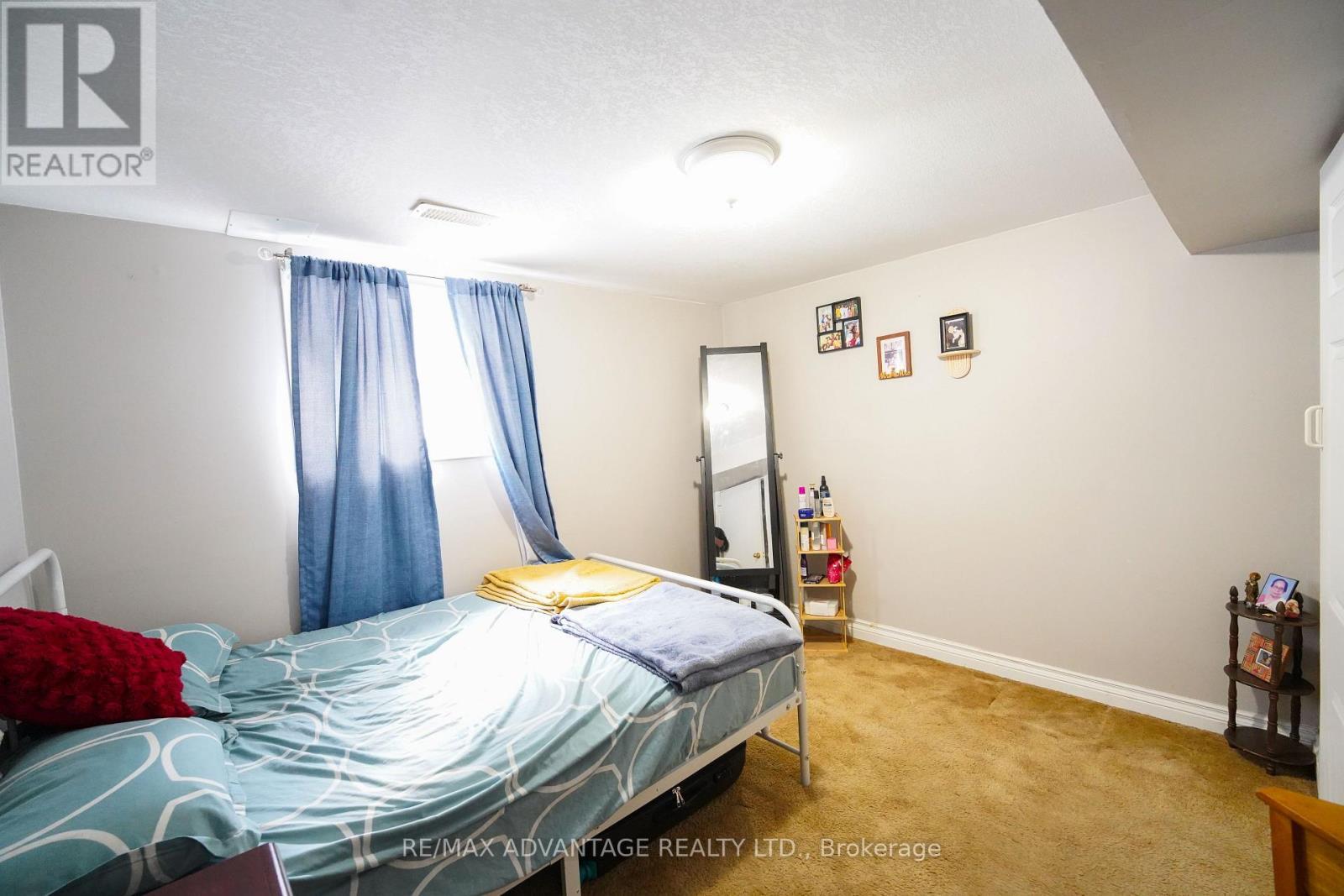 46 Forest Road, Cambridge, ON - Indoor Photo Showing Bedroom