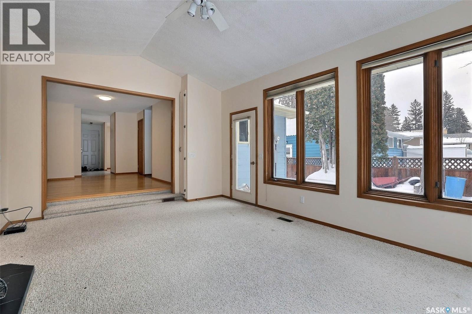 14 Deergrove Crescent, Regina, SK - Indoor Photo Showing Other Room