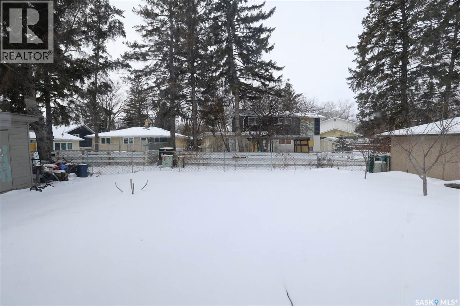 14 Deergrove Crescent, Regina, SK - Outdoor