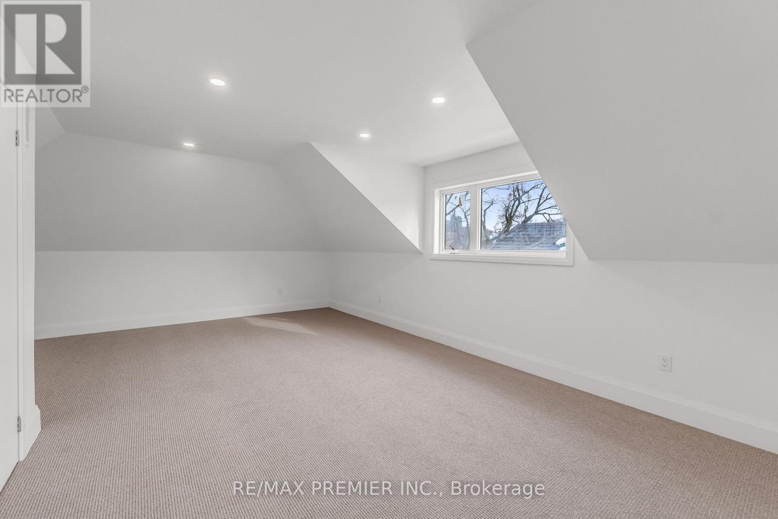 3Rd Floor - 5 Killarney Road, Toronto, ON