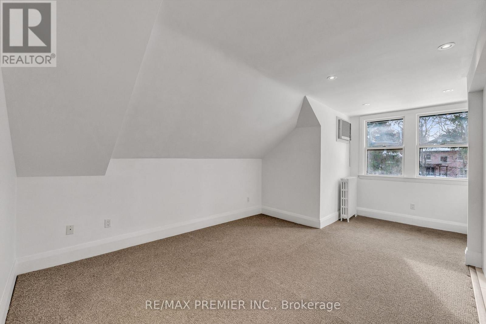3Rd Floor - 5 Killarney Road, Toronto, ON