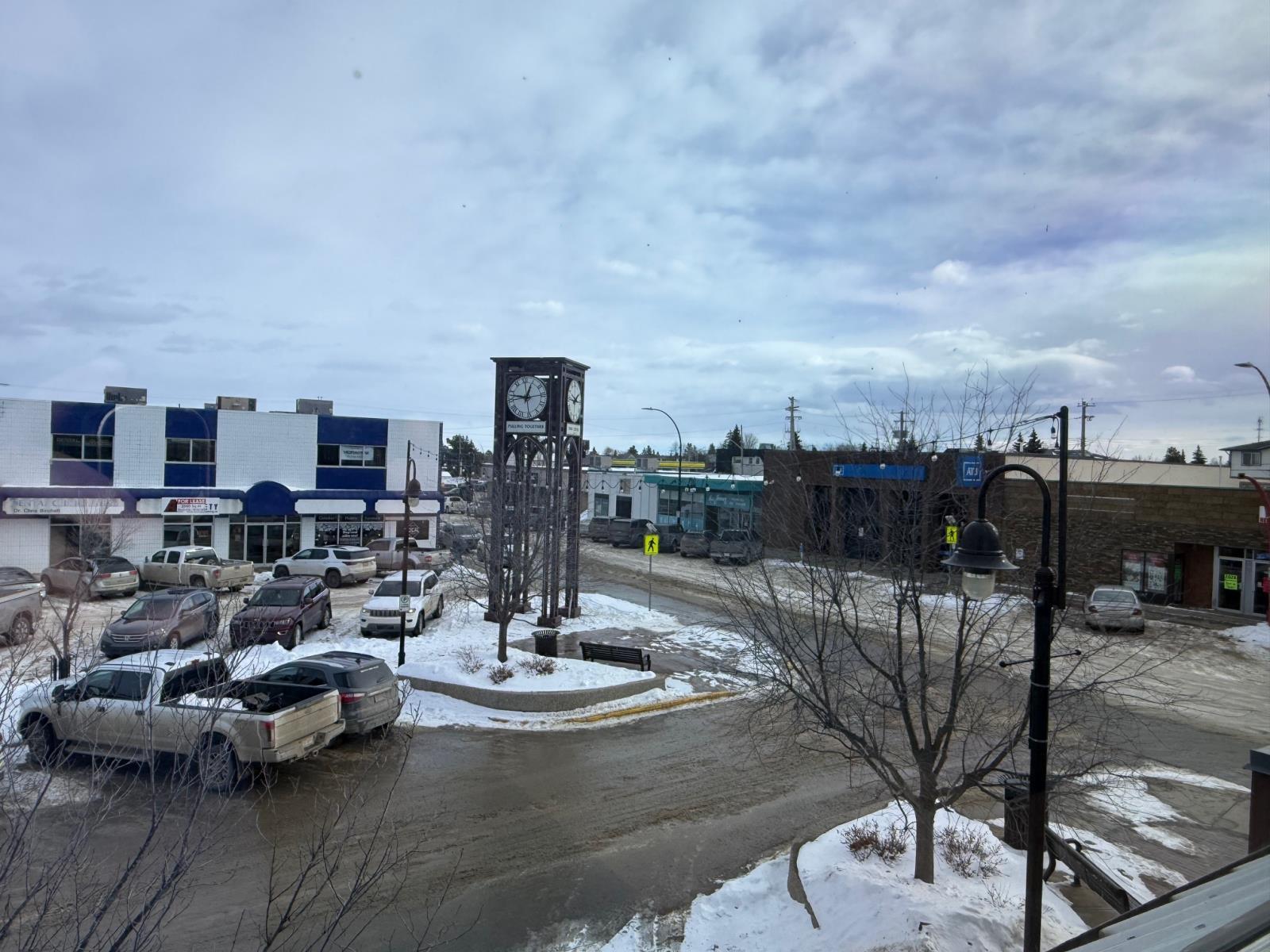 B 5108 51 St, Drayton Valley, AB