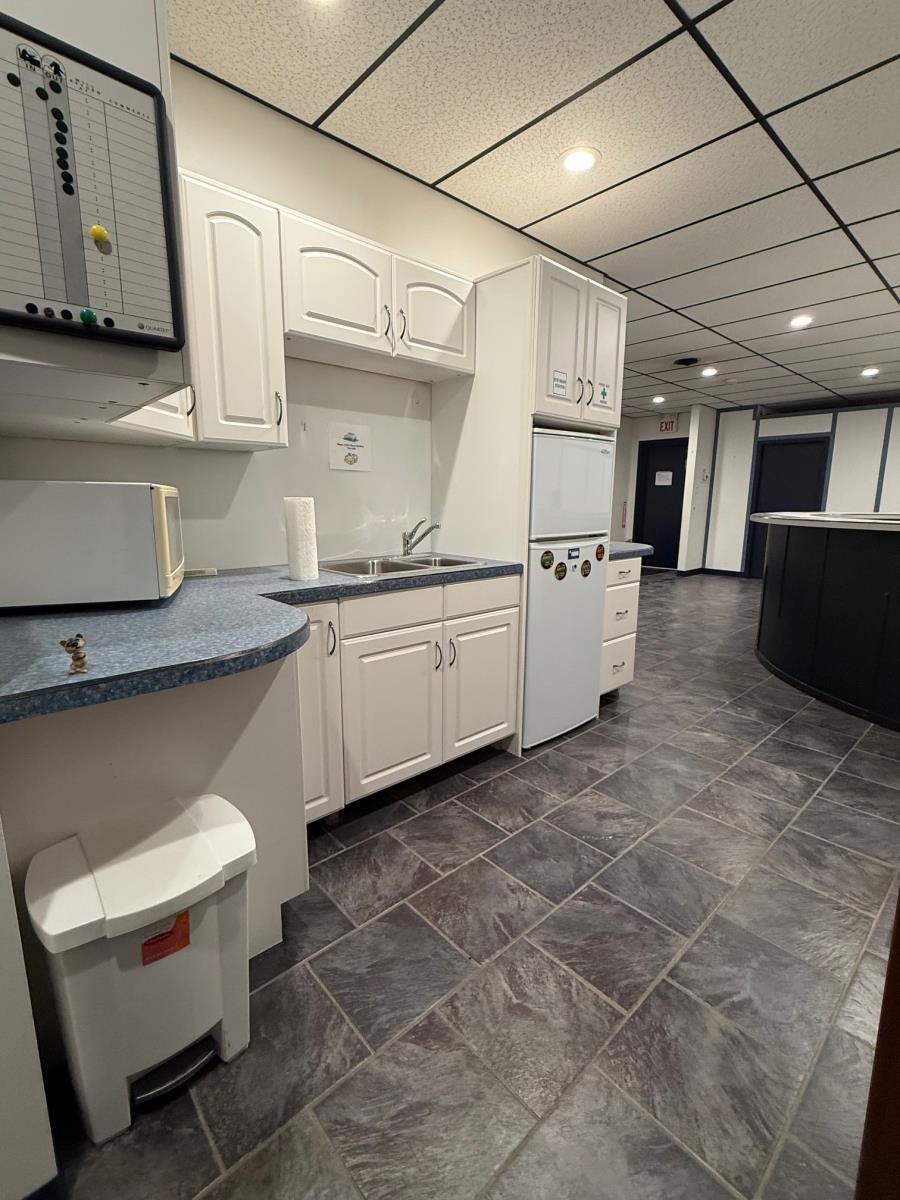 B 5108 51 St, Drayton Valley, AB