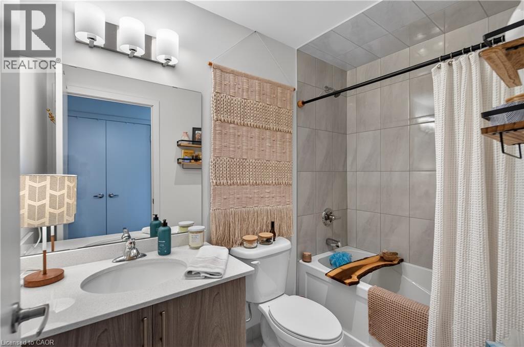 16 Markle Crescent Unit# 509, Ancaster, ON - Indoor Photo Showing Bathroom
