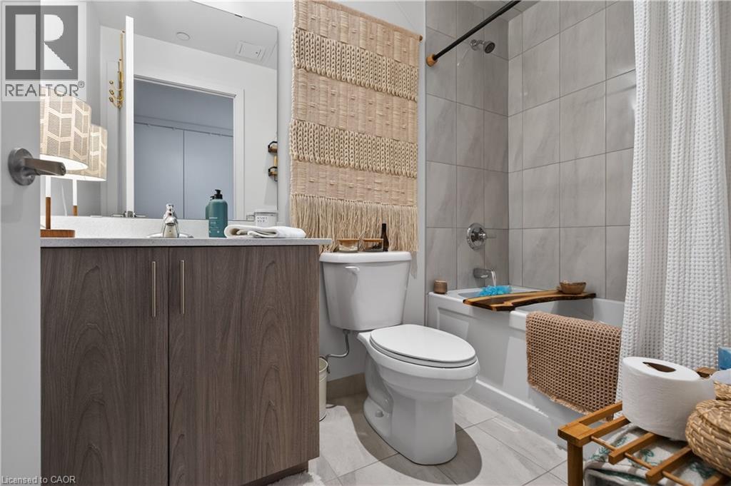 16 Markle Crescent Unit# 509, Ancaster, ON - Indoor Photo Showing Bathroom
