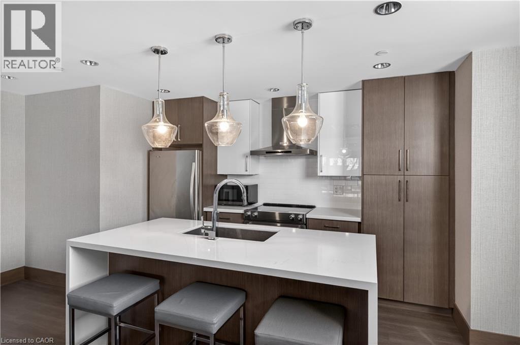 16 Markle Crescent Unit# 509, Ancaster, ON - Indoor Photo Showing Kitchen With Upgraded Kitchen