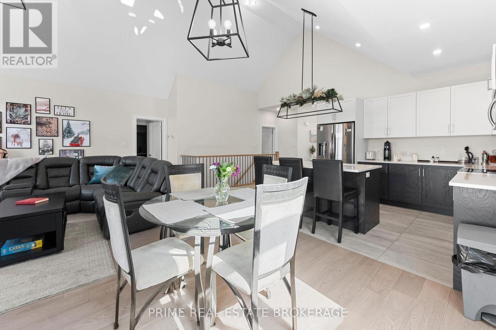 15 Compass Trail, Central Elgin, ON - Indoor