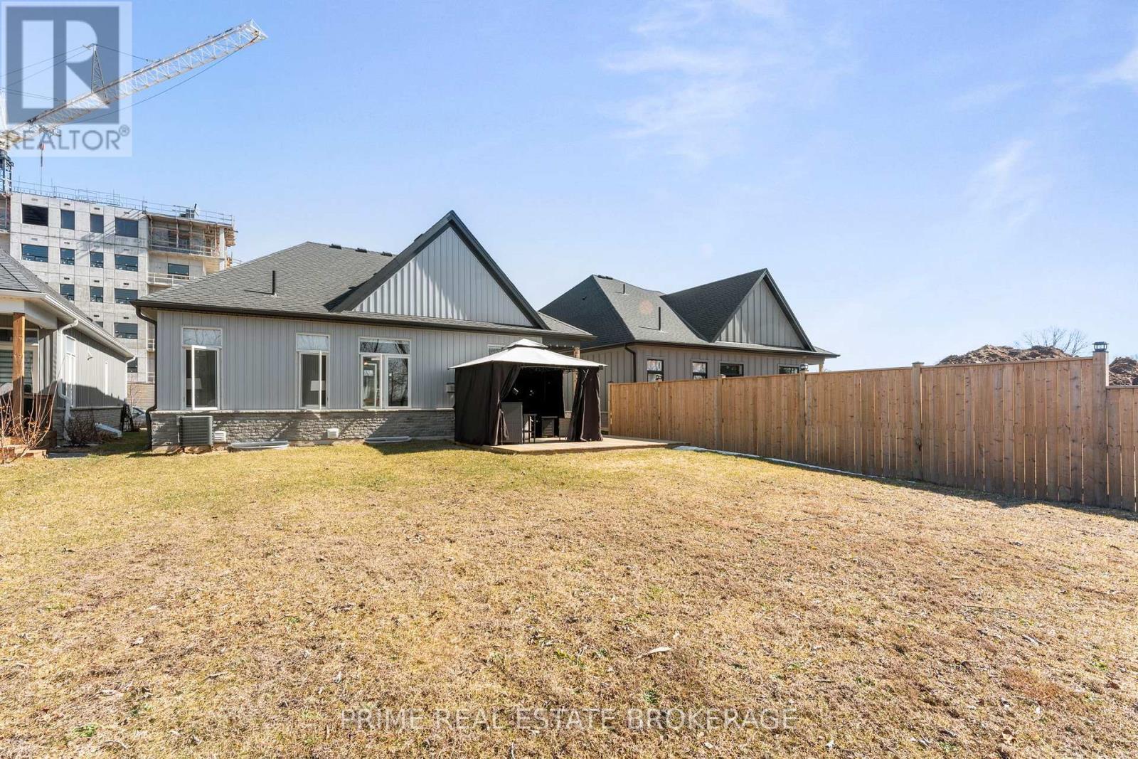15 Compass Trail, Central Elgin, ON - Outdoor