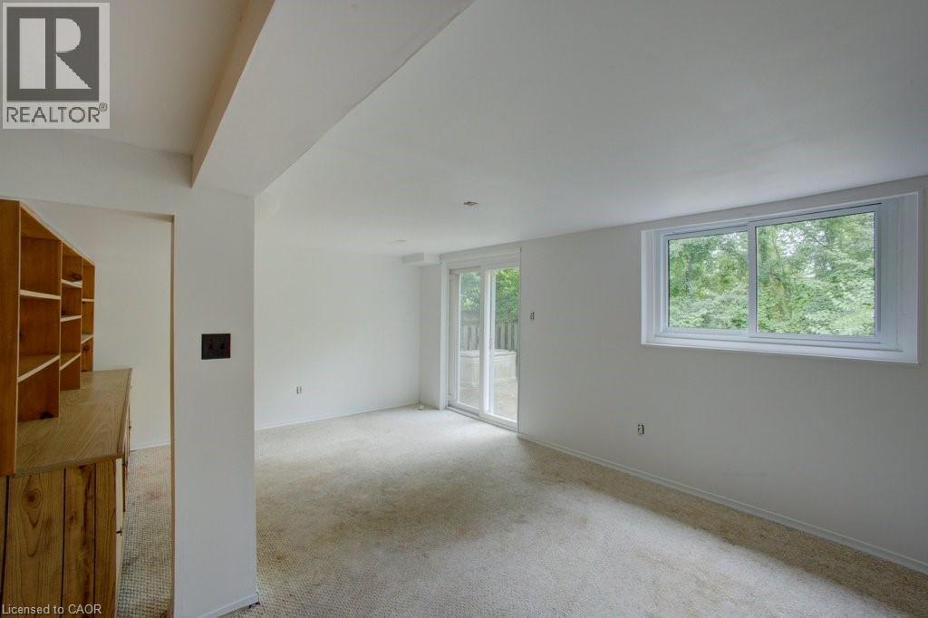 36 Fox Run, Barrie, ON - Indoor Photo Showing Other Room