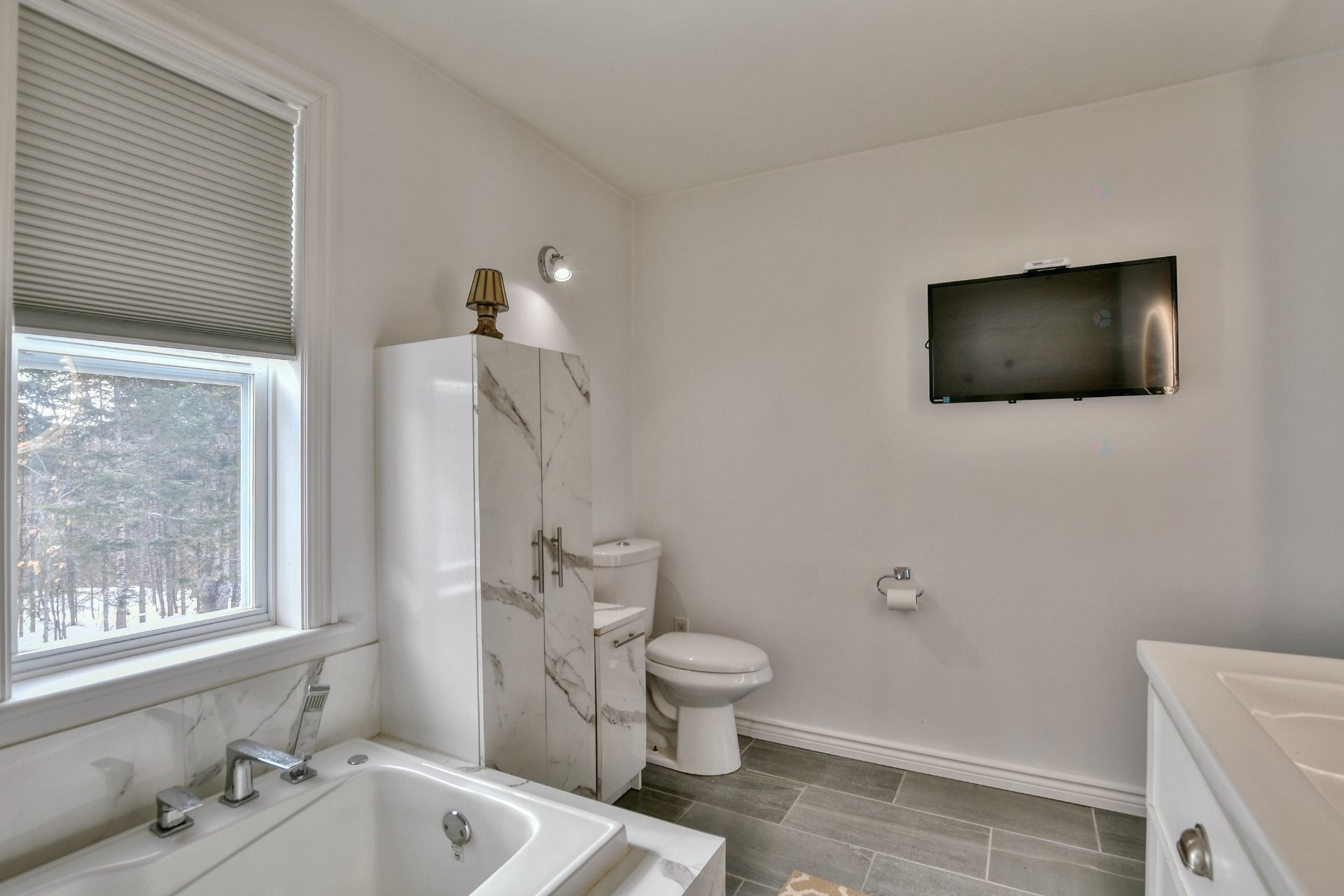 Salle de bains attenante à la CCP - 178 15E Avenue, Saint-Adolphe-D'Howard, QC - Indoor Photo Showing Bathroom