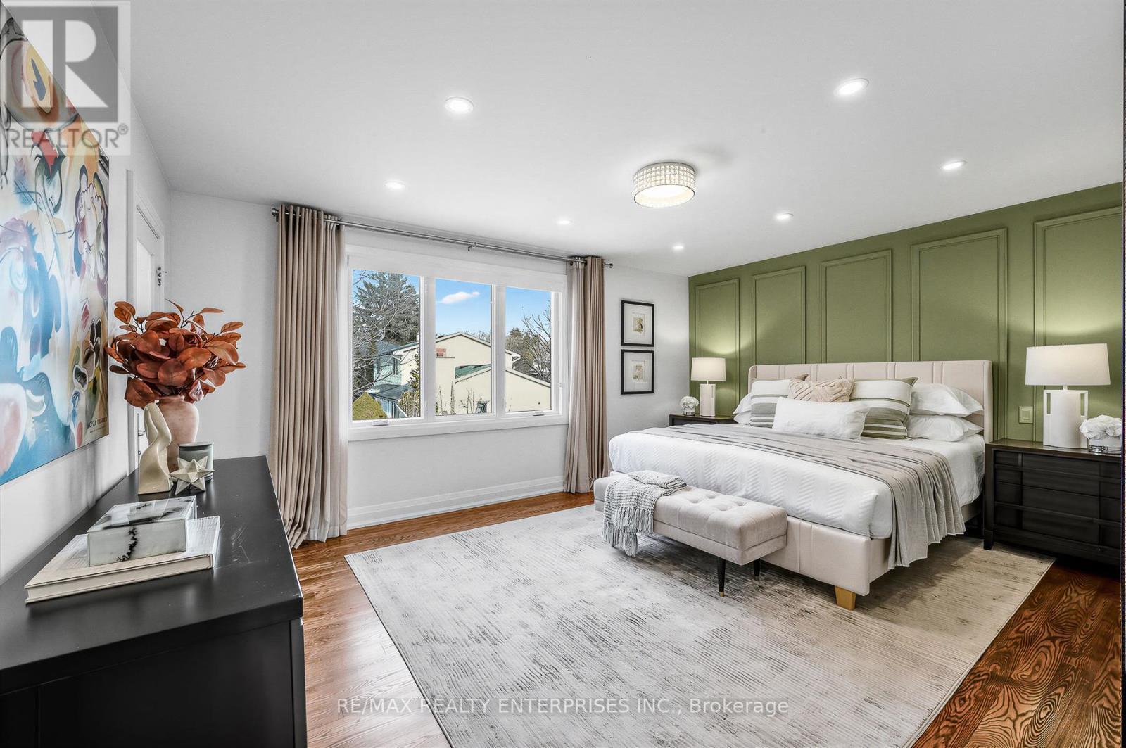 315 Swinburne Road, Burlington, ON - Indoor Photo Showing Bedroom