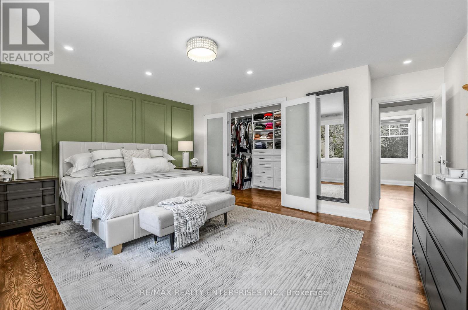 315 Swinburne Road, Burlington, ON - Indoor Photo Showing Bedroom