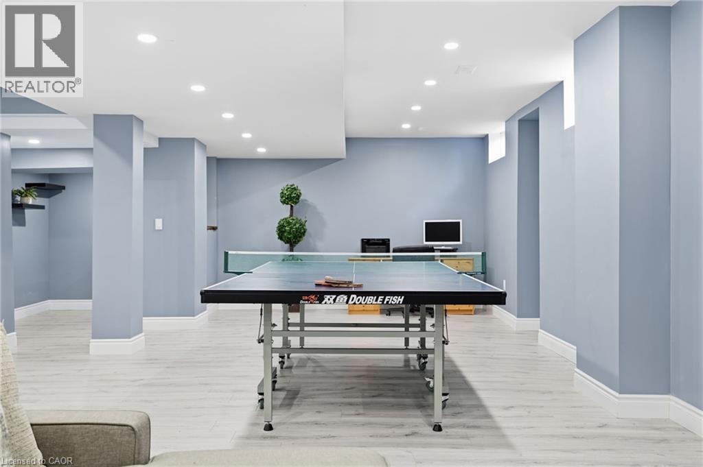 3071 Jenn Avenue, Burlington, ON - Indoor