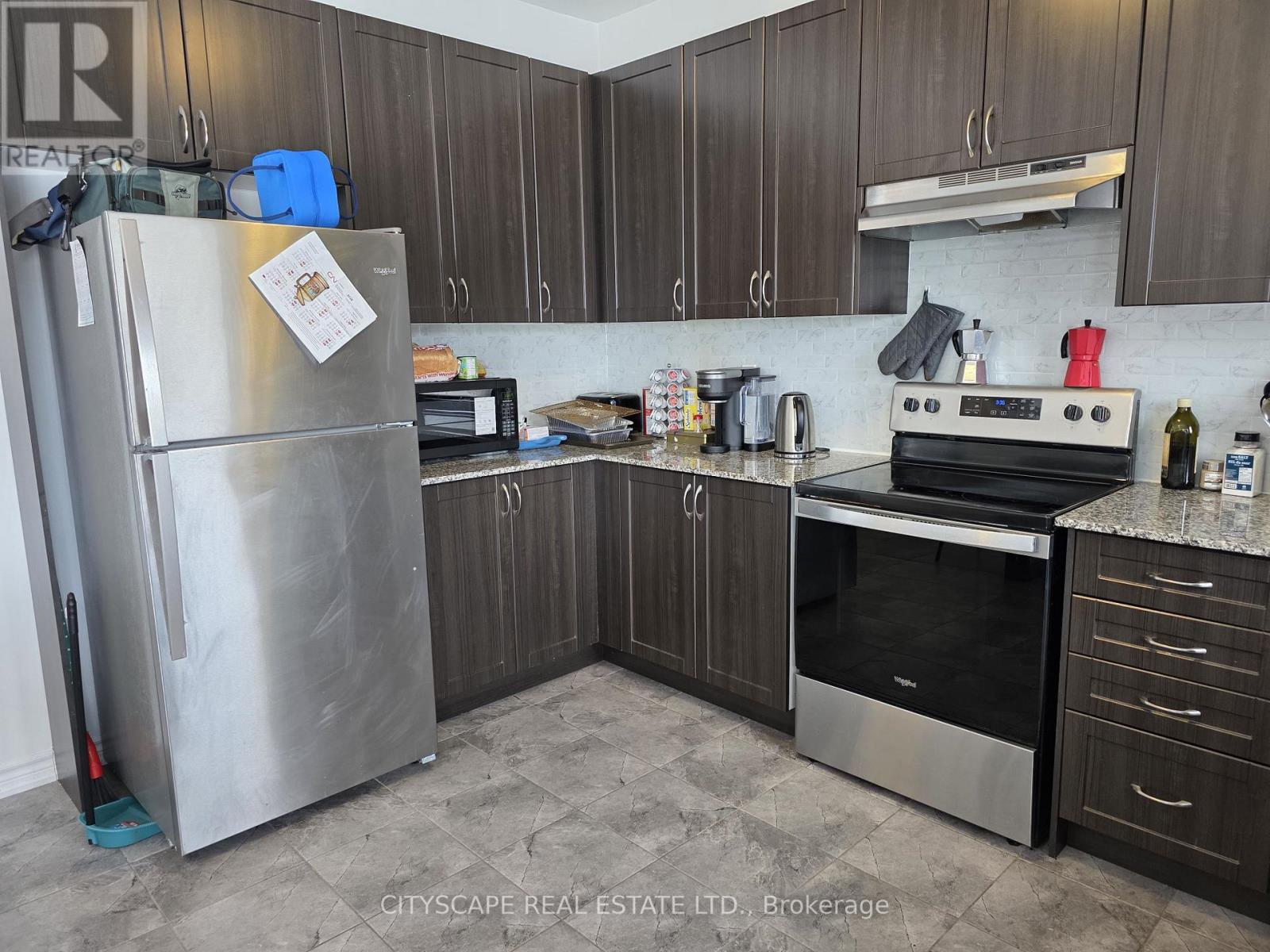 Kitchen - 351 Ridley Crescent, Southgate, ON - Indoor Photo Showing Kitchen With Stainless Steel Kitchen