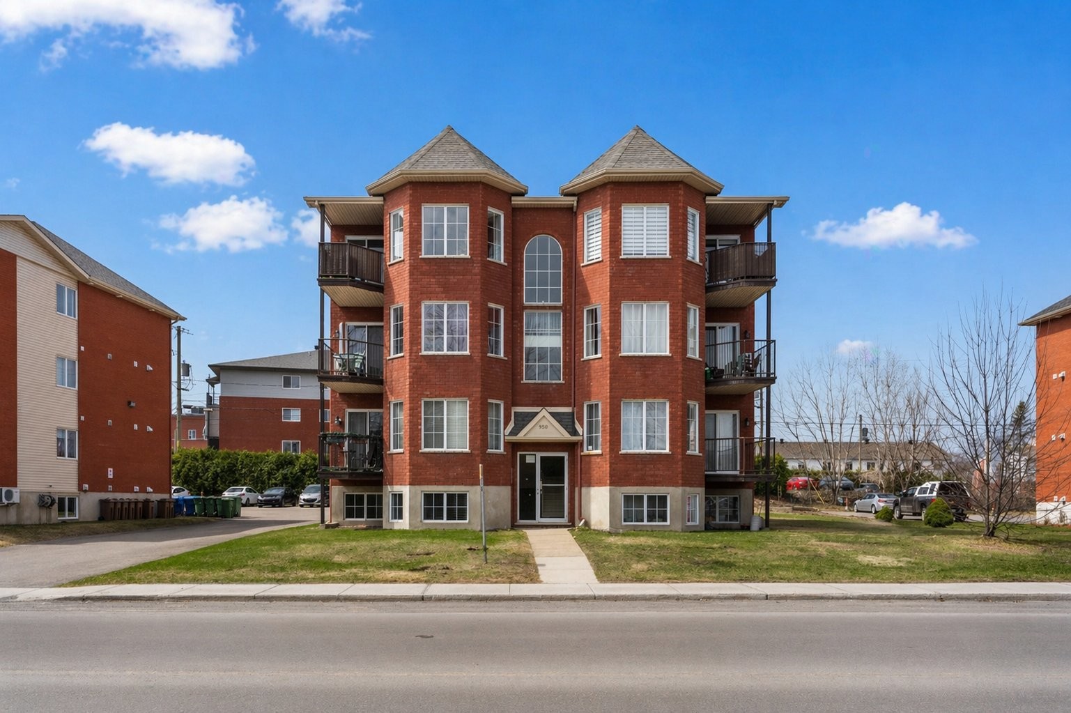 Front of Structure - 8-990 Rue Melançon, Saint-Jérôme, QC - Outdoor With Balcony With Facade