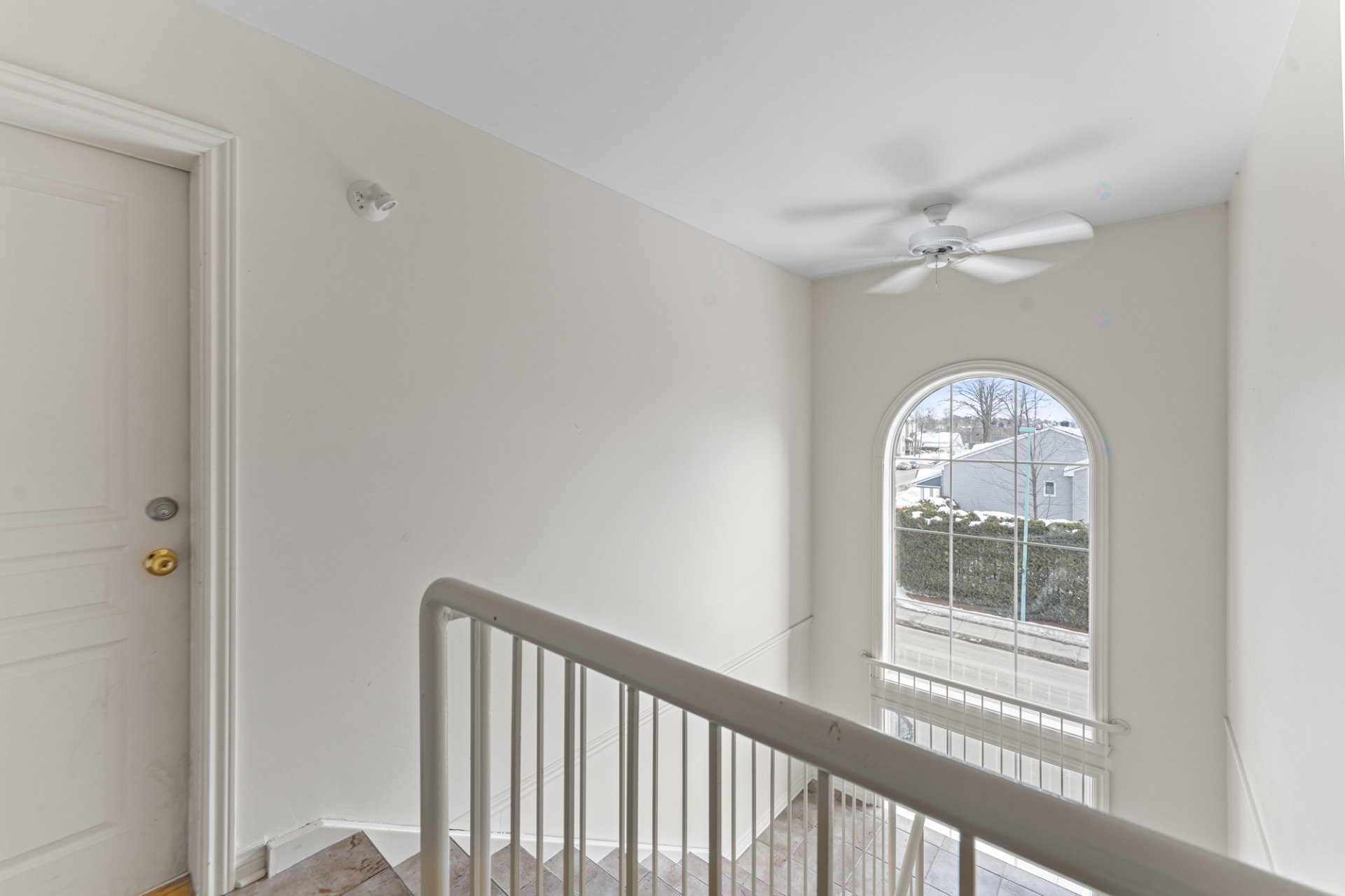 Staircase - 8-990 Rue Melançon, Saint-Jérôme, QC - Indoor Photo Showing Other Room
