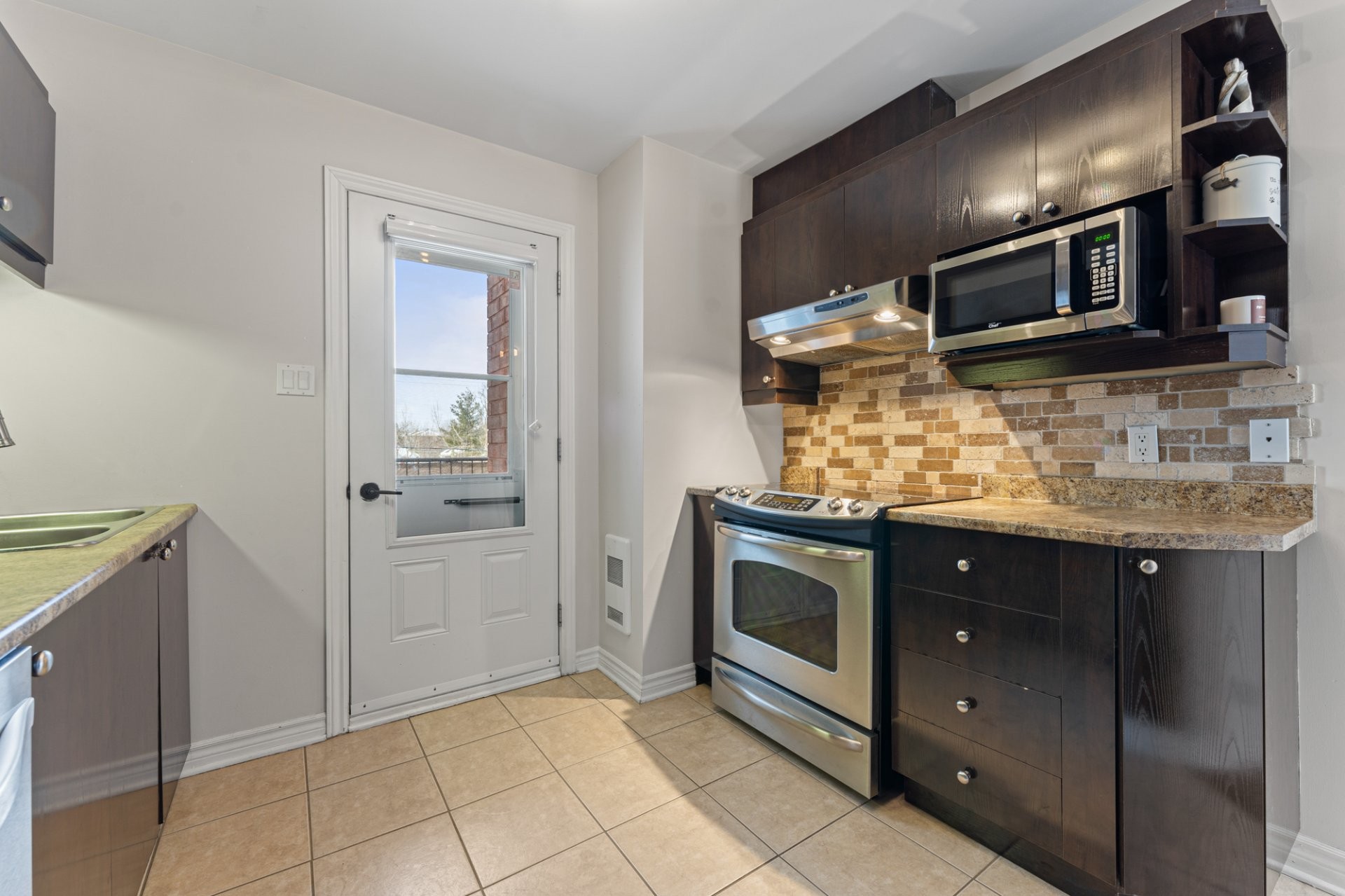 Kitchen - 8-990 Rue Melançon, Saint-Jérôme, QC - Indoor Photo Showing Kitchen