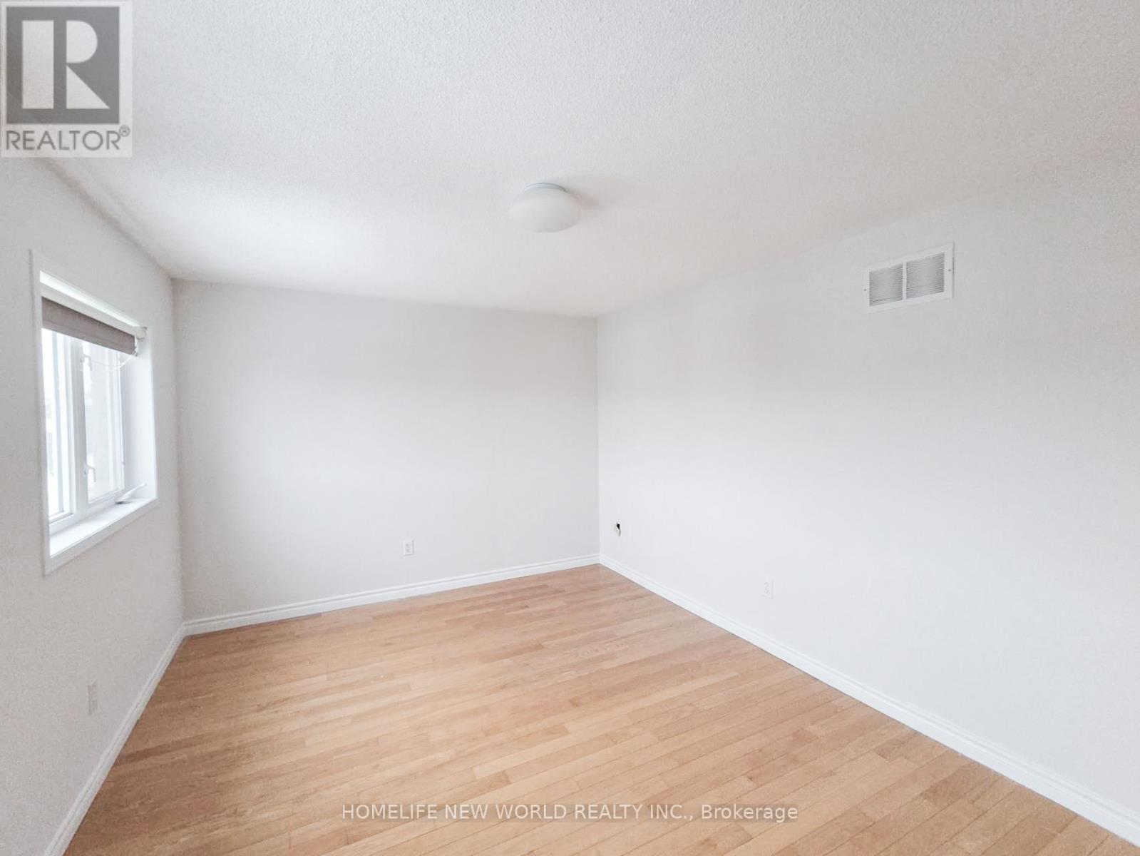 4 Belgrave Square, Markham, ON - Indoor Photo Showing Other Room