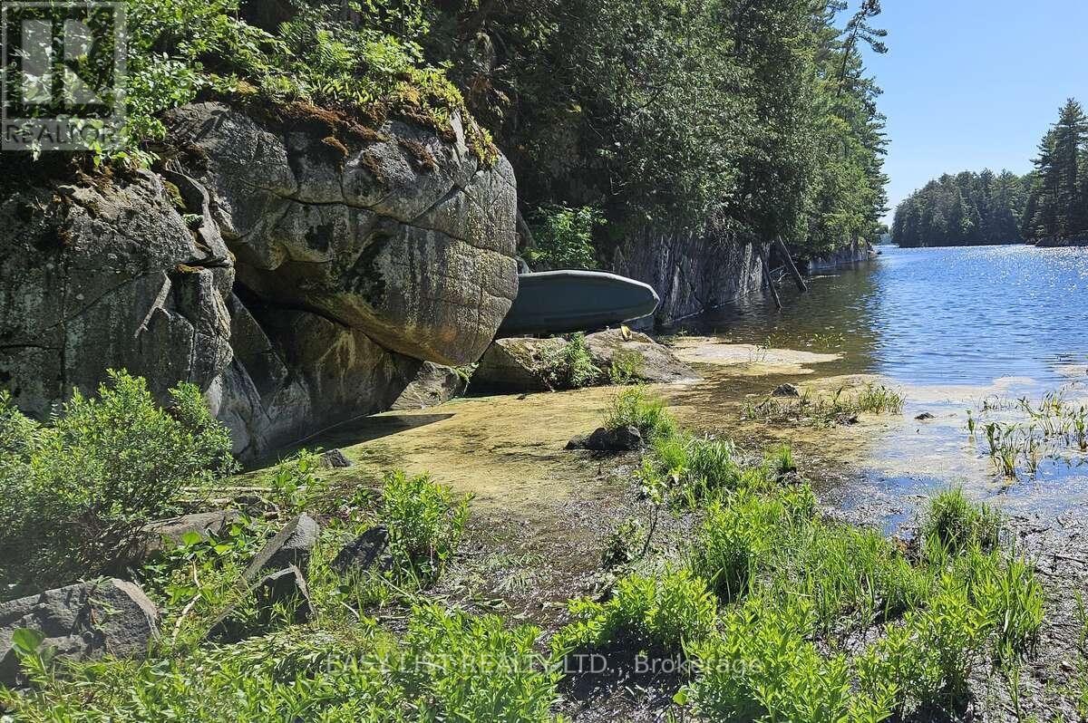 26 Fox Farm Road, Mckellar, ON