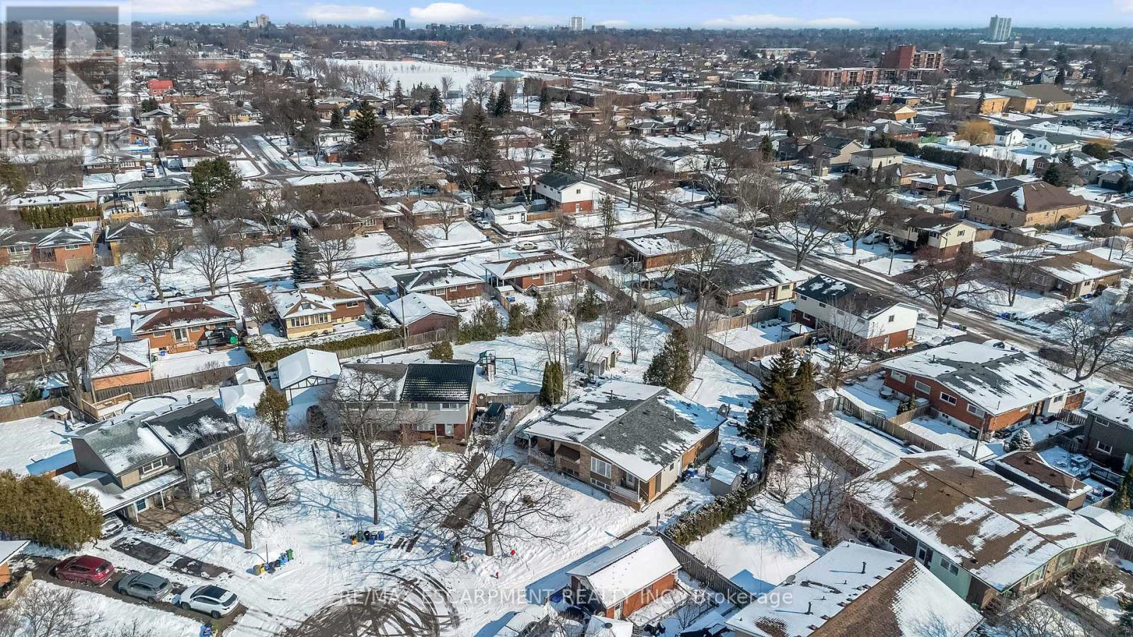 5 Carrington Court, Hamilton, ON - Outdoor With View