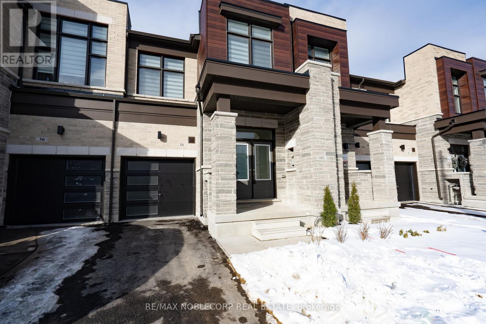 34 Singhampton Road, Vaughan, ON - Outdoor With Facade