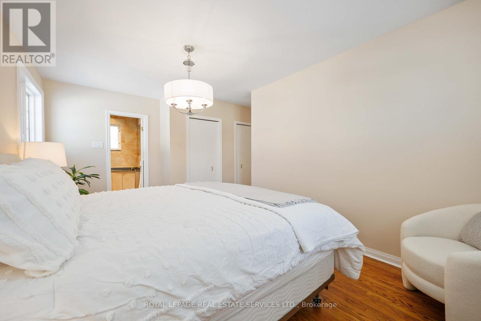 2 Cherry Post Crescent, Toronto, ON - Indoor Photo Showing Bedroom