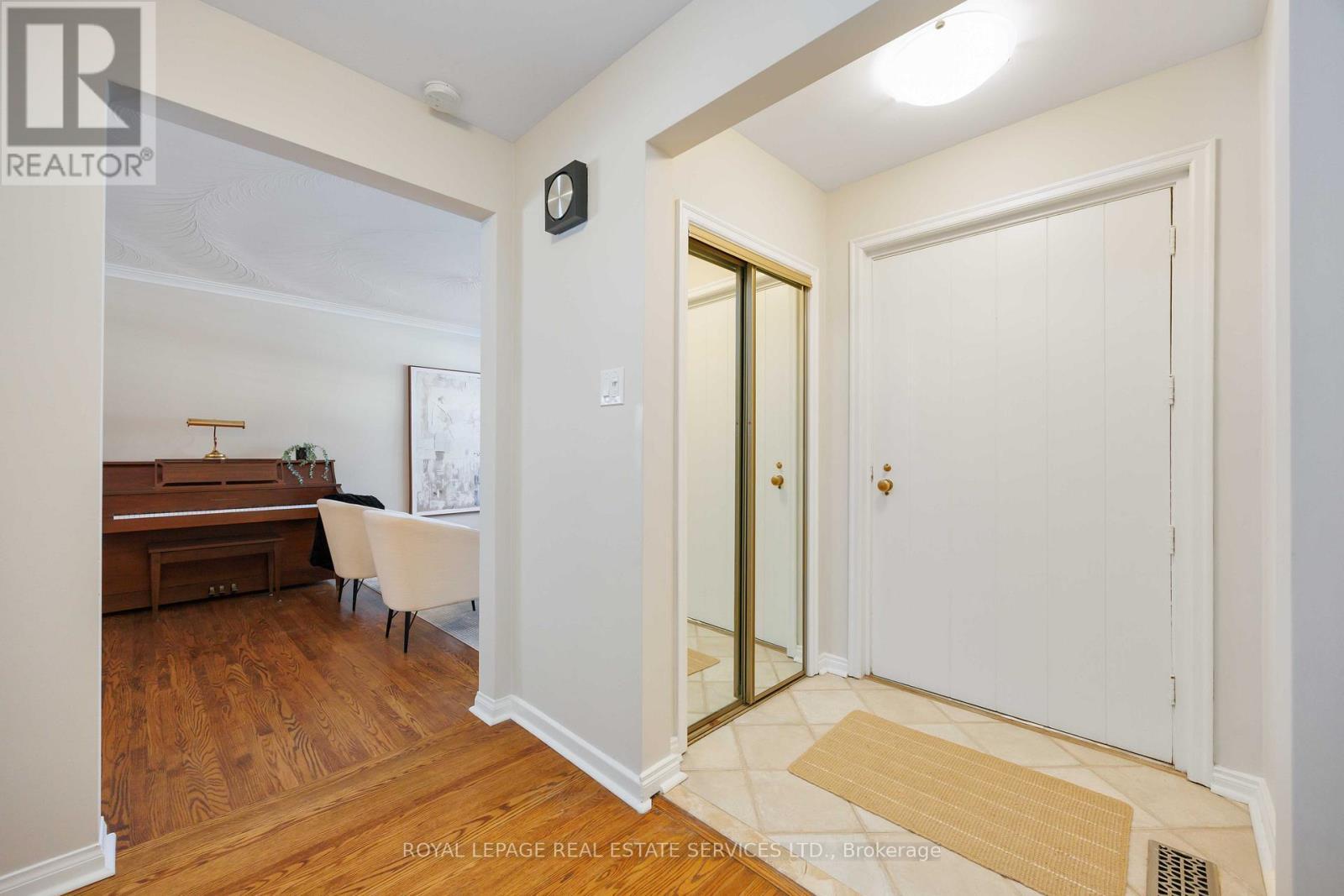 2 Cherry Post Crescent, Toronto, ON - Indoor Photo Showing Other Room