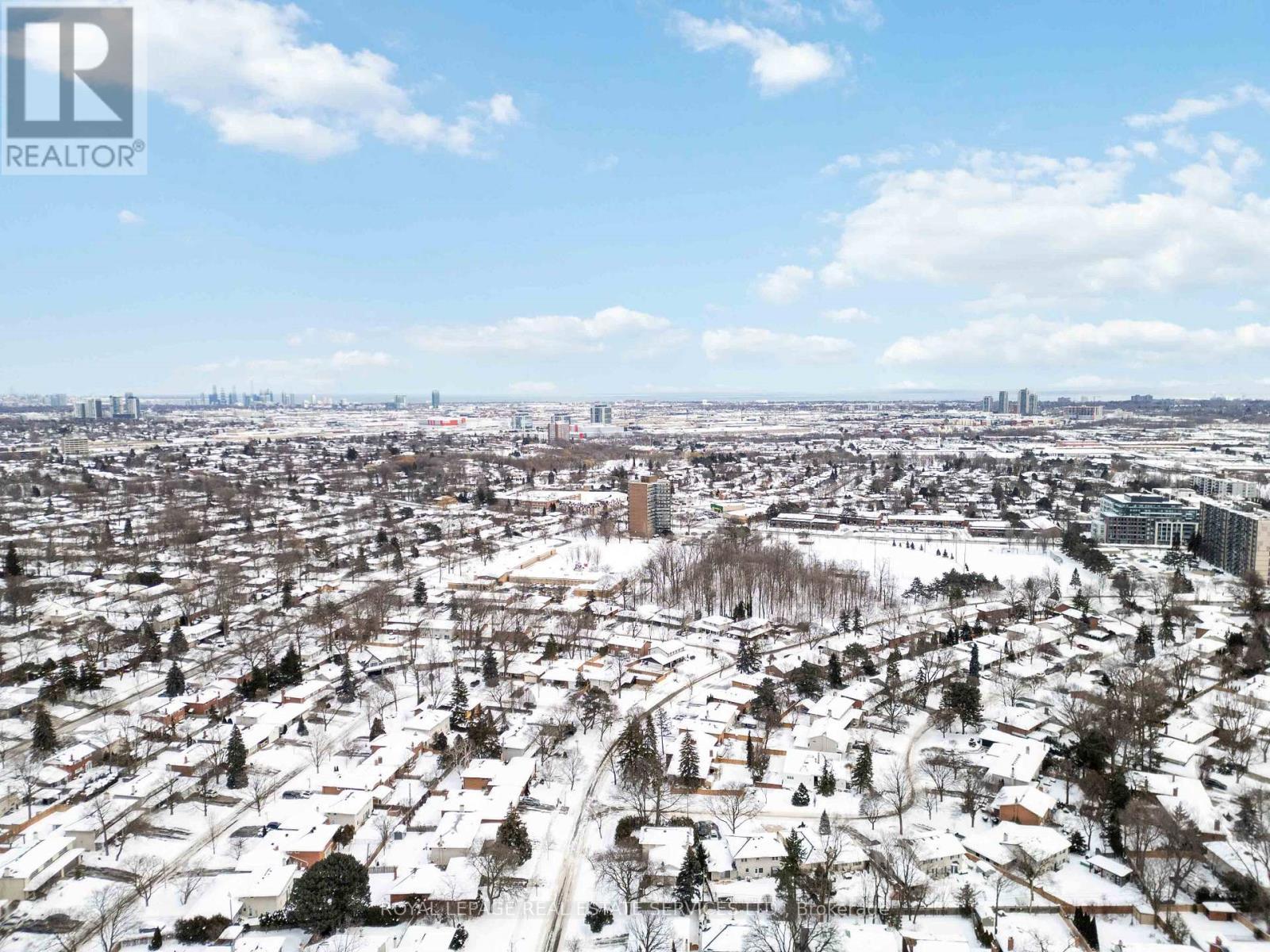 2 Cherry Post Crescent, Toronto, ON - Outdoor With View