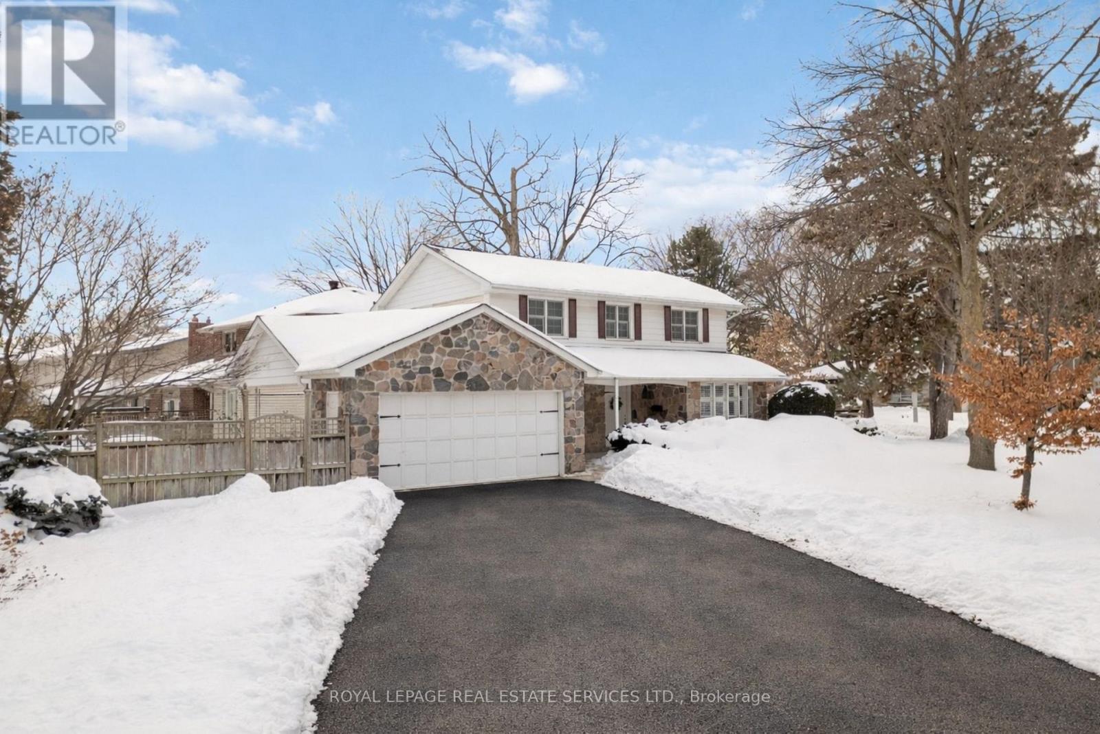 2 Cherry Post Crescent, Toronto, ON - Outdoor With Facade