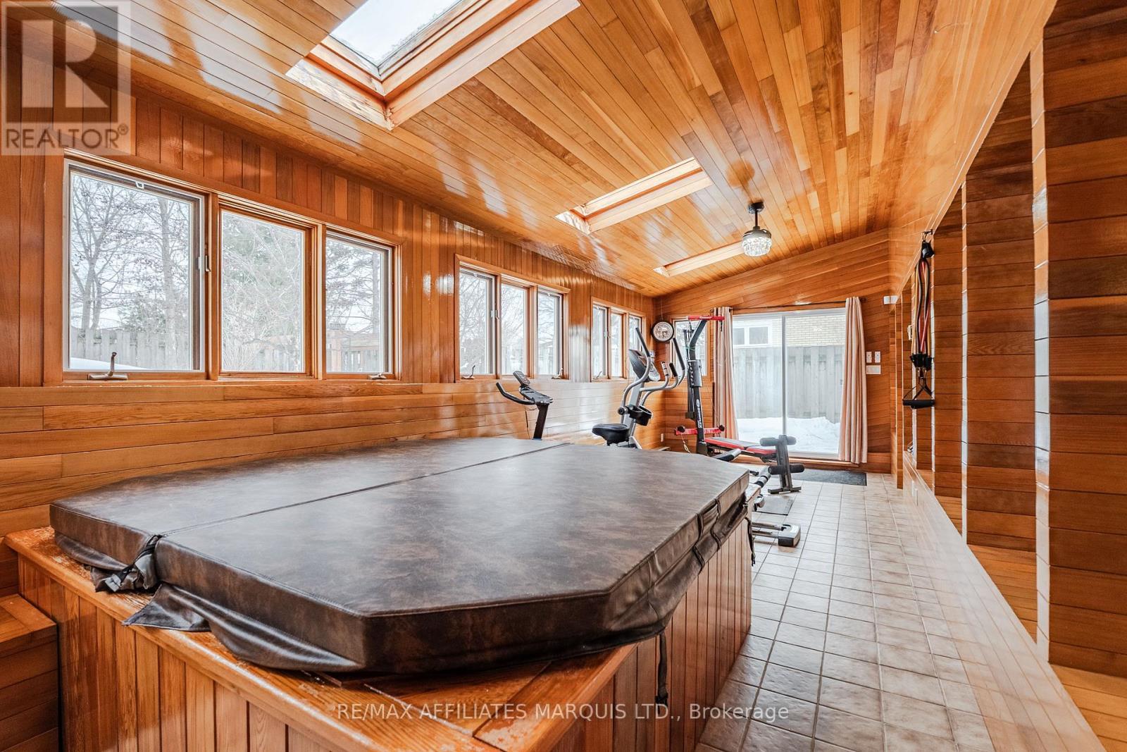 219 Pescod Avenue, Cornwall, ON - Indoor Photo Showing Other Room