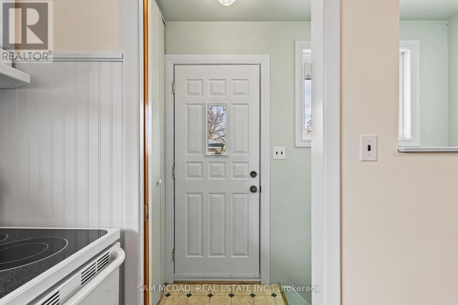 19 Secord Drive, Hamilton, ON - Indoor