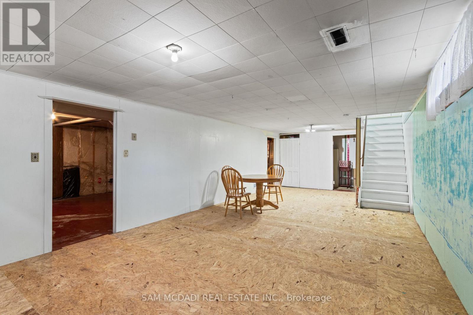 19 Secord Drive, Hamilton, ON - Indoor Photo Showing Other Room