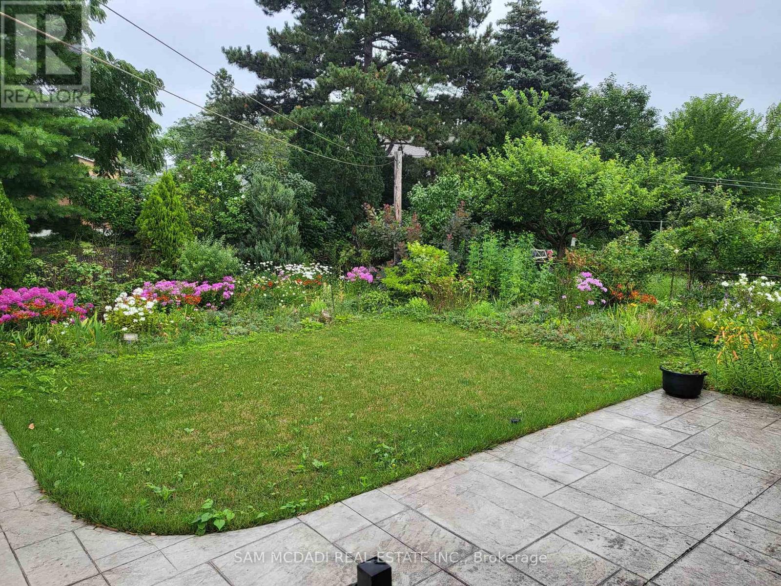 19 Secord Drive, Hamilton, ON - Outdoor