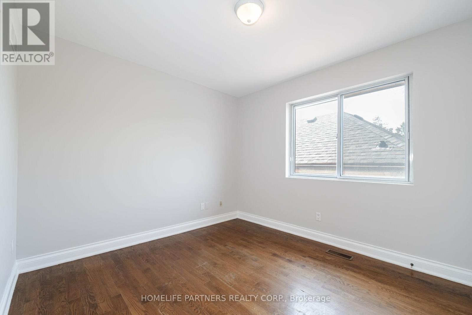 7930 Kipling Avenue, Vaughan, ON - Indoor Photo Showing Other Room