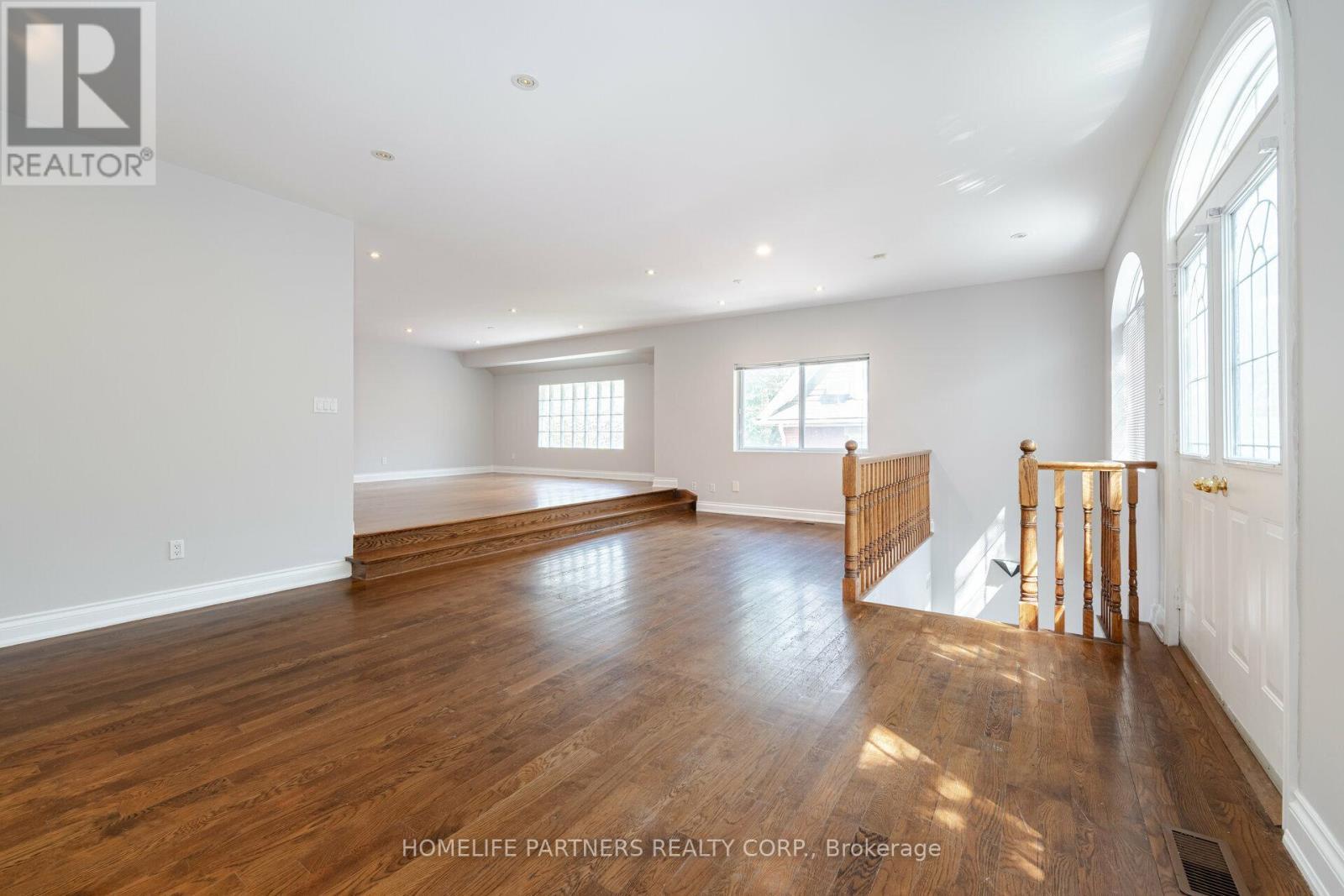7930 Kipling Avenue, Vaughan, ON - Indoor Photo Showing Other Room