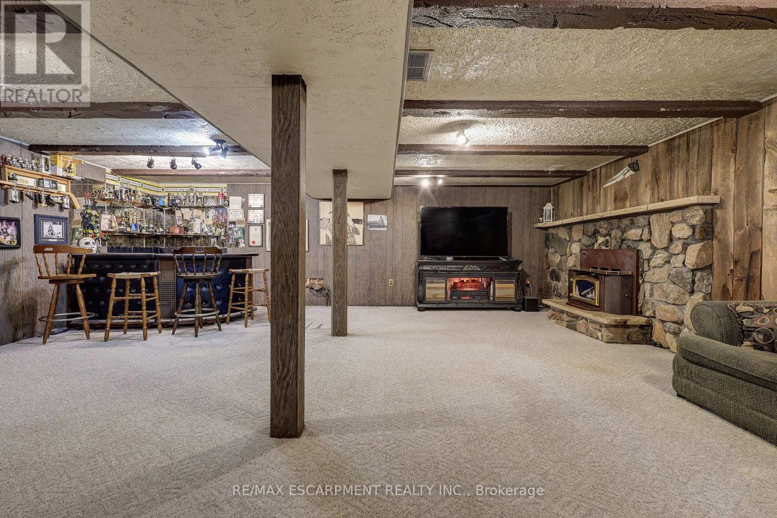 13 Rosemount Crescent, St. Thomas, ON - Indoor With Fireplace