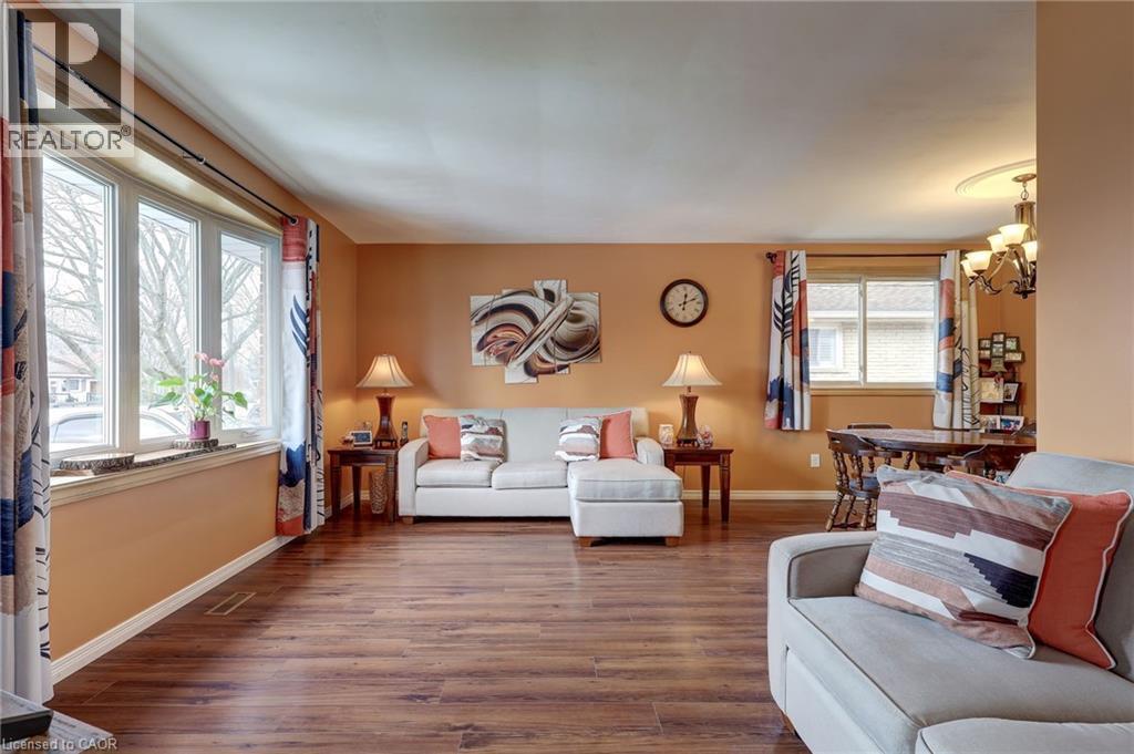 13 Rosemount Crescent, St. Thomas, ON - Indoor Photo Showing Other Room