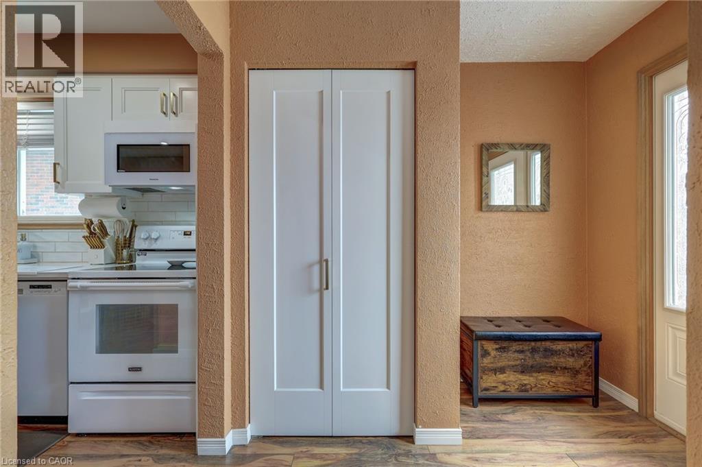 13 Rosemount Crescent, St. Thomas, ON - Indoor