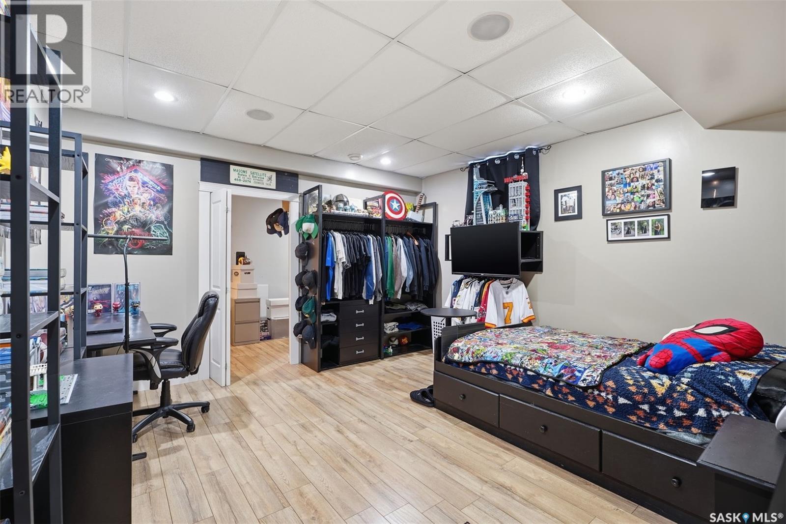 307 Brookside Drive, Warman, SK - Indoor Photo Showing Bedroom