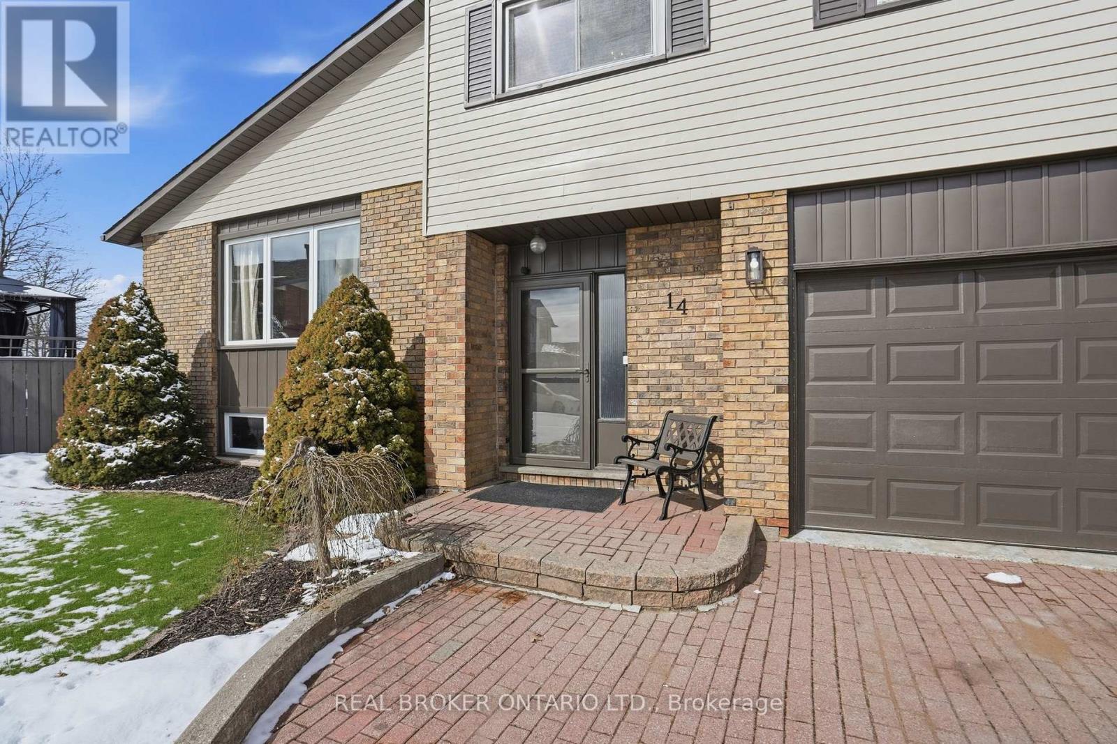 14 Basin Crescent, Hamilton, ON - Outdoor With Exterior